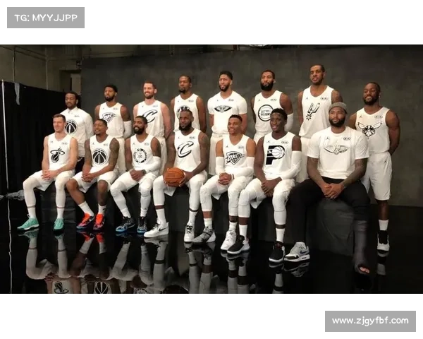 2017NBA中国赛上海站场上火星四射,场下星光熠熠,库里最火 2017NBA中国赛上海站场上火星四射,场下星光熠熠,库里最火
